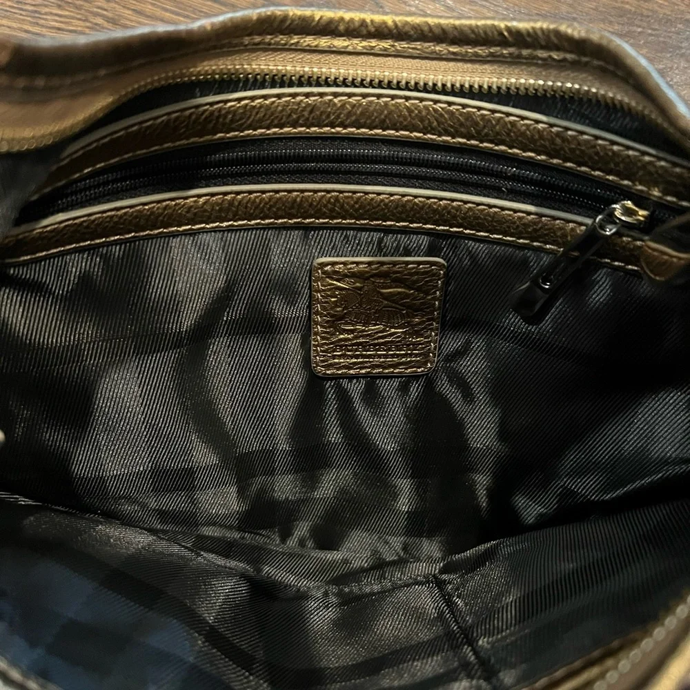 Metallic Burberry Purse - Picture 3 of 6